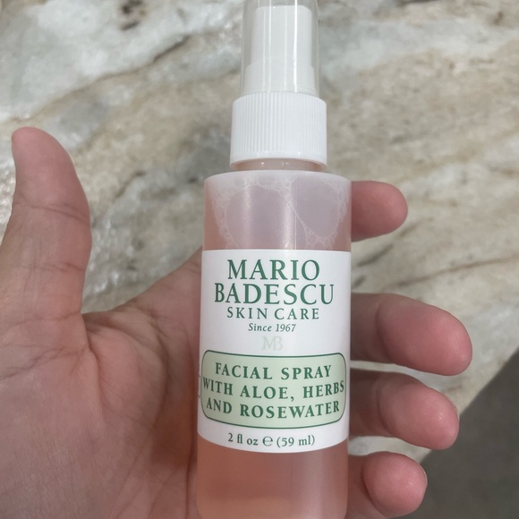 Mario Badescu Aloe and Rosewater Facial Spray - Picture 5 of 7